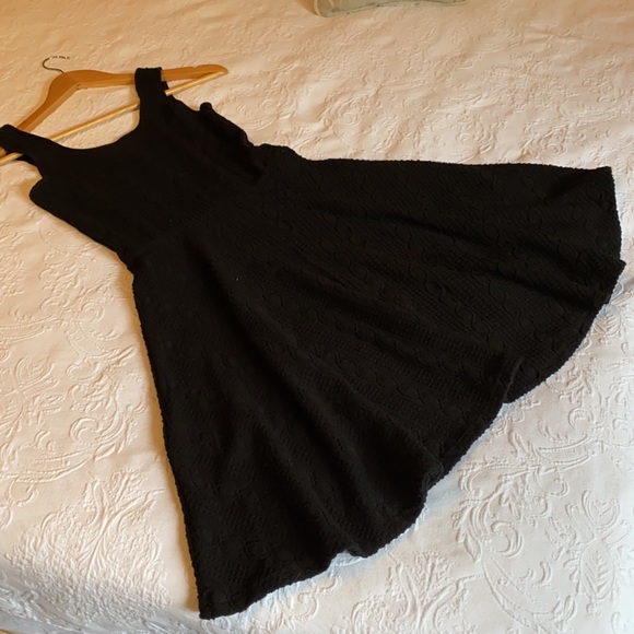 BORDEAUX Anthropologie Black Knitted Dress - Picture 7 of 13